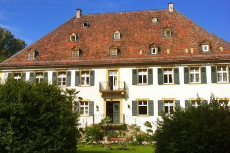 Summer Meditation Aussenansicht 13 467x310 - Summer Meditation